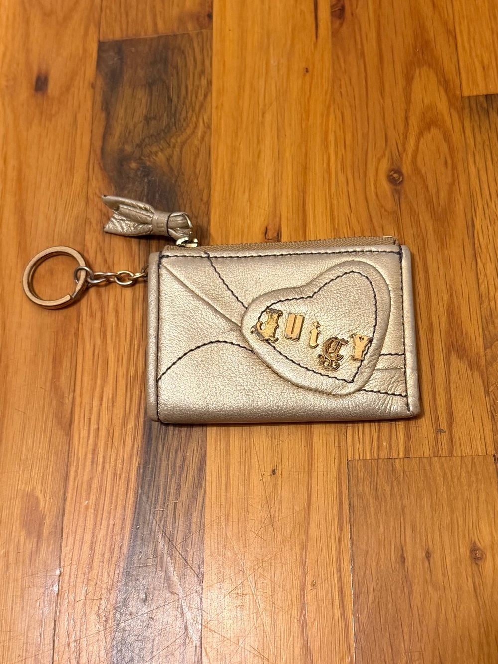 Vintage Juicy Couture Metallic Gold Heart Card Holder Keychain